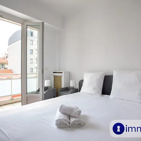 With Air Conditioning Libération Apartamento