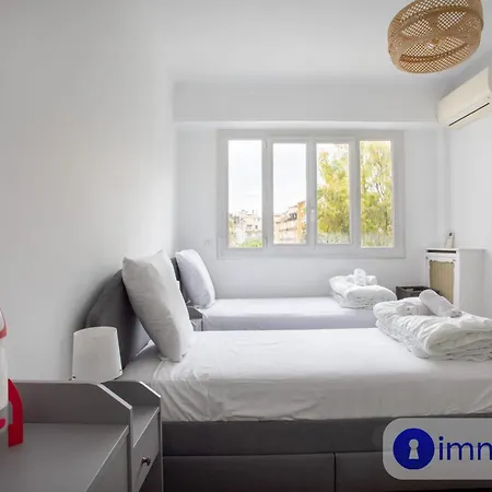 With Air Conditioning Libération Apartamento *